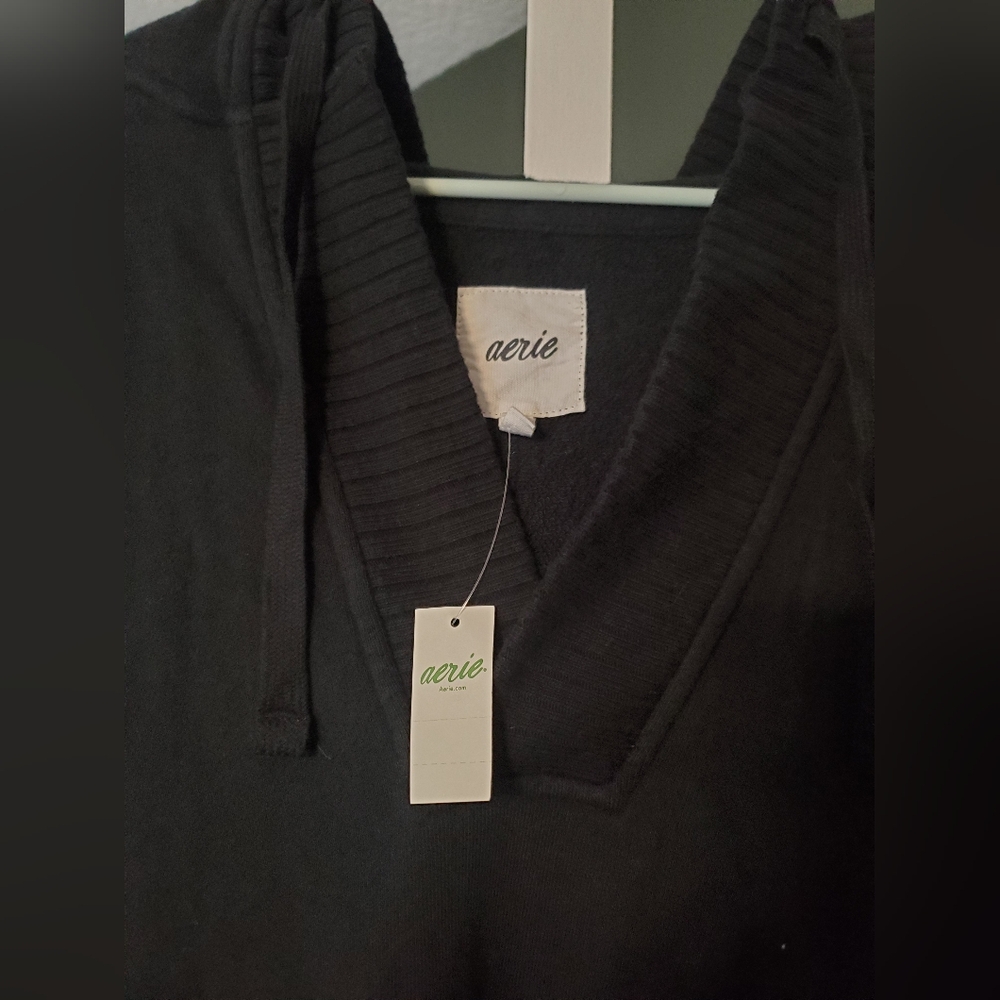 SOLD - Aerie Oversized Hooded Sweatshirt - Picture 5 of 6
